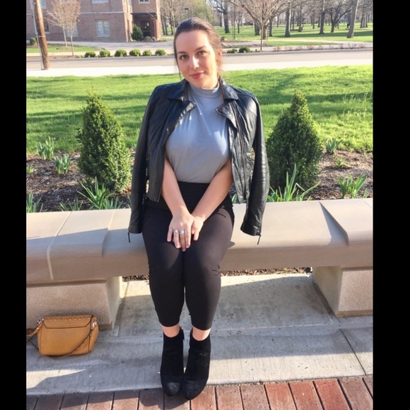 Meet your Posher, Taylor - Picture 7 of 14